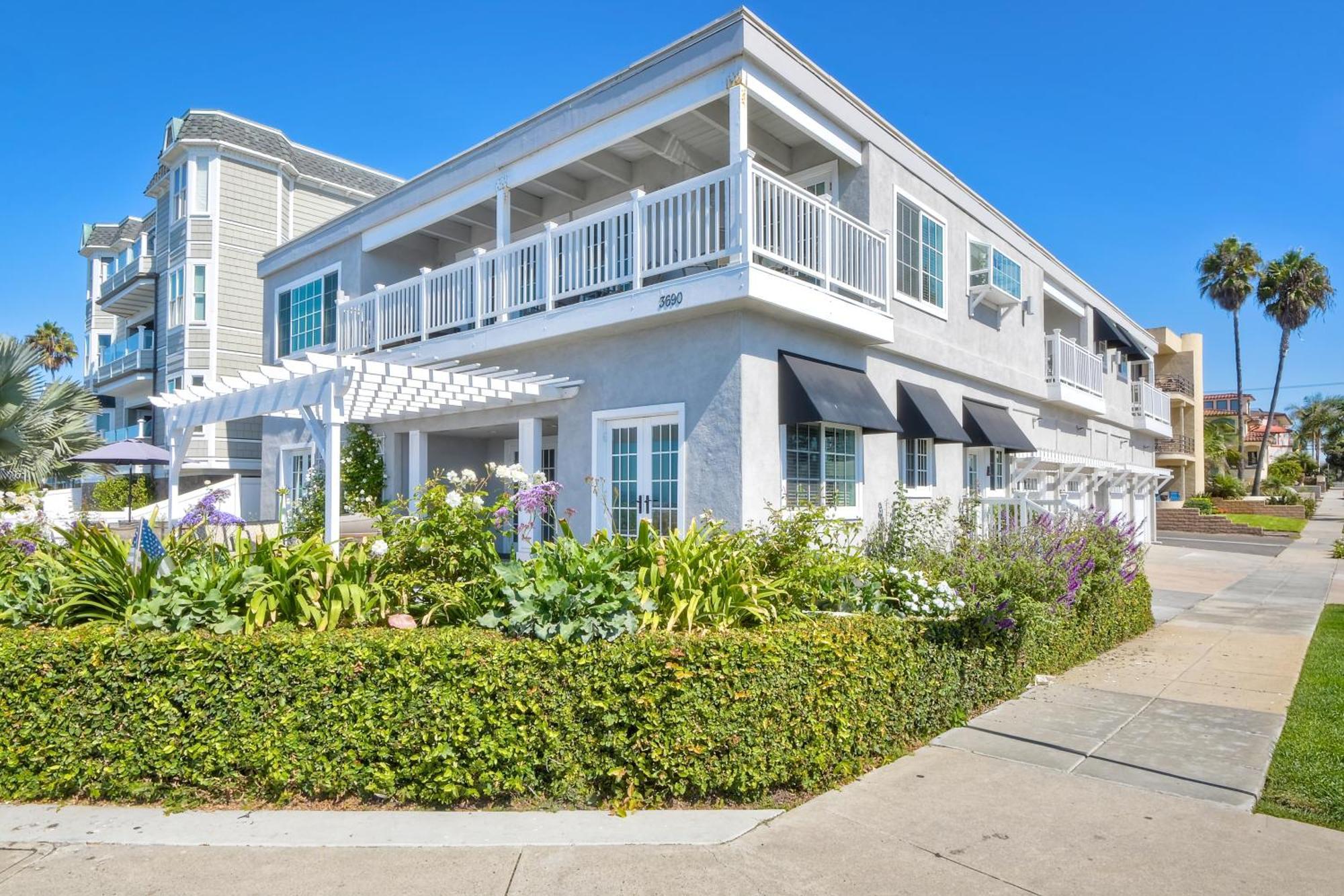 3690 Carlsbad Boulevard - Unit A Exterior photo